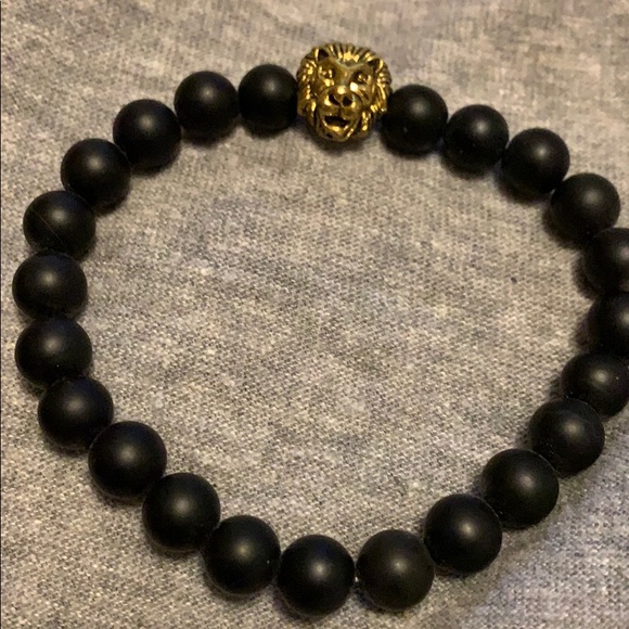 unknown Other - ⭐️NWOT Bead w/ Lions head Bracelet!